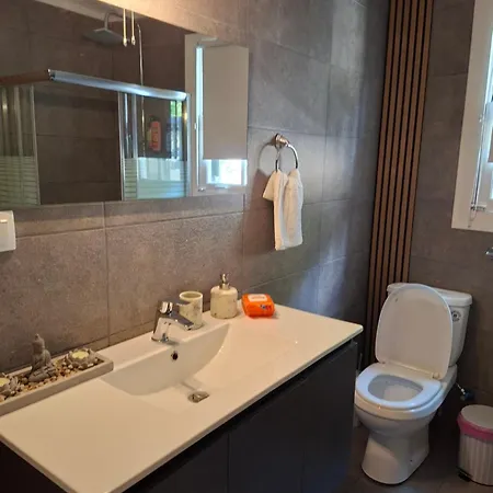 Bacalaros House 2 Apartman